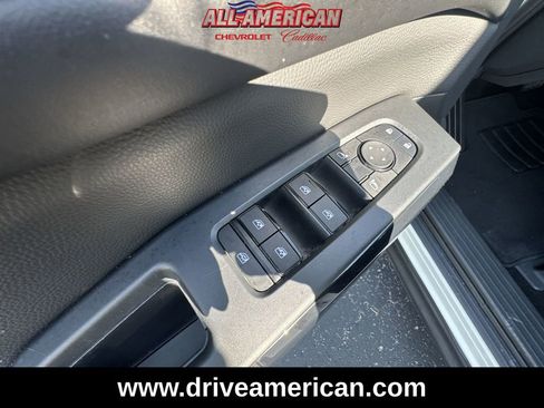 Used 2024 Nissan Pathfinder SV image 22