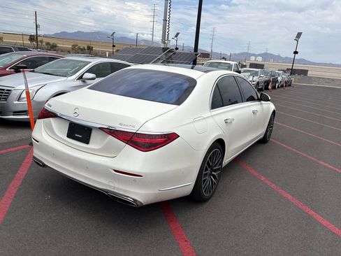 Used 2022 Mercedes-Benz S 500 4MATIC image 6