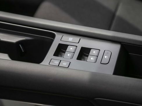 New 2025 Hyundai Ioniq 6 SE image 21