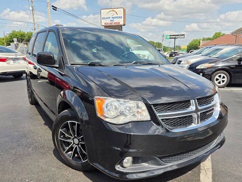 Used 2019 Dodge Grand Caravan SXT FWD image 7