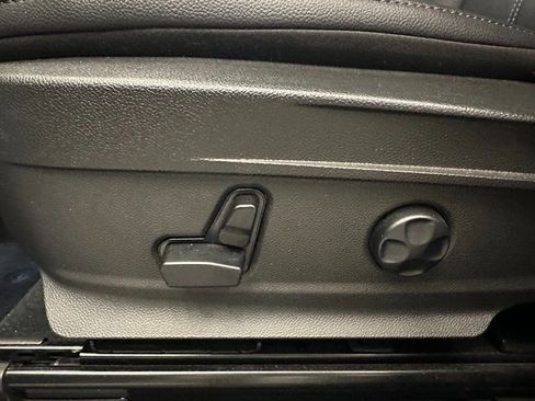 Used 2024 Alfa Romeo Stelvio Ti w/ Active Assist Plus Package image 23