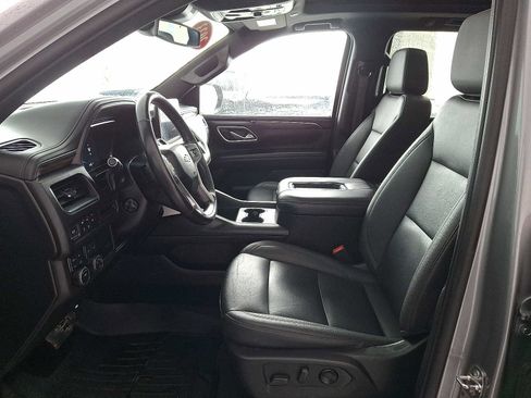 Used 2023 Chevrolet Tahoe LT w/ Luxury Package image 14