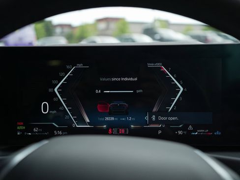 Used 2024 BMW 430i Convertible w/ Convenience Package image 25