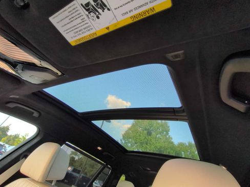 Used 2024 BMW X7 M60i w/ Executive Package AWD/4WD image 20