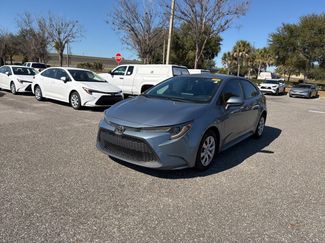 Used 2020 Toyota Corolla LE video 1