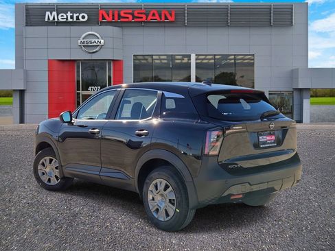 New 2026 Nissan Kicks S image 4