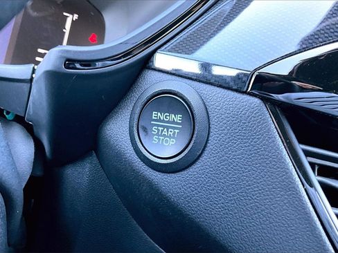 Used 2023 Ford Escape ST-Line image 27