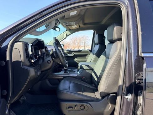 Used 2023 Chevrolet Silverado 1500 LTZ image 7