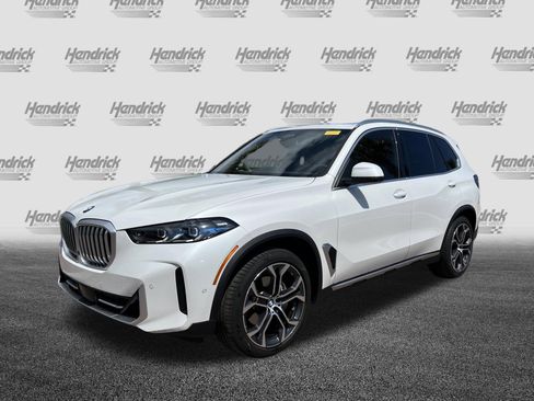 Certified 2024 BMW X5 xDrive40i w/ Premium Package image 5