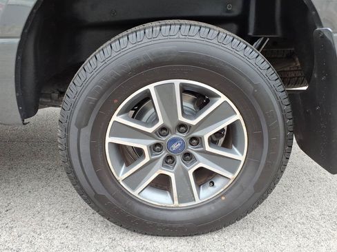 Used 2015 Ford F150 XLT w/ Equipment Group 301A Mid AWD/4WD image 5