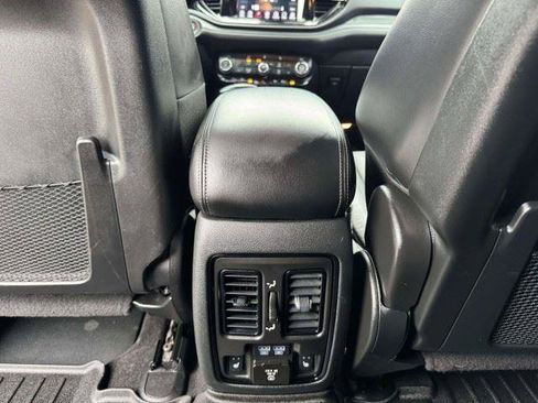 Used 2022 Dodge Durango GT RWD image 43