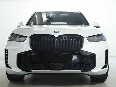 Used 2024 BMW X5 xDrive50e w/ Executive Package AWD/4WD image 6