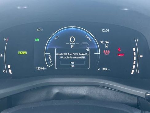 Certified 2025 Toyota Camry LE image 29