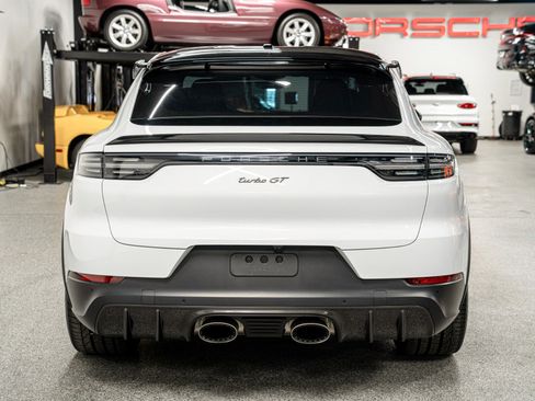 Used 2023 Porsche Cayenne Turbo GT image 7