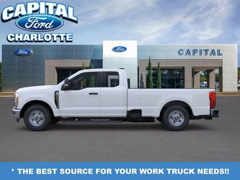 New 2026 Ford F250 XL w/ XL Chrome Package image 3