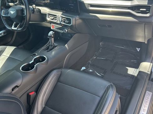 Used 2025 Ford Mustang Premium RWD image 15