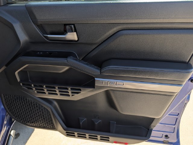 Certified 2025 Toyota Tacoma TRD Sport AWD/4WD image 30