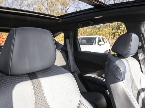 Used 2025 Acura RDX A-Spec image 38