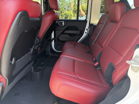 Used 2024 Jeep Wrangler Unlimited Rubicon 392 AWD/4WD image 24