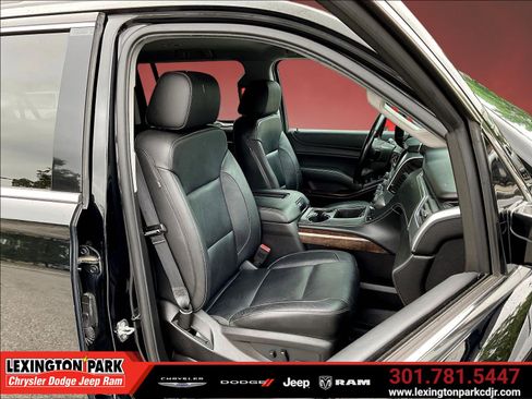 Used 2018 Chevrolet Suburban LT AWD/4WD image 29