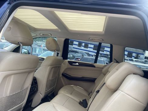 Used 2017 Mercedes-Benz GLS 450 4MATIC image 21