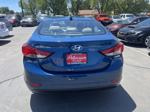 Used 2016 Hyundai Elantra SE FWD image 8