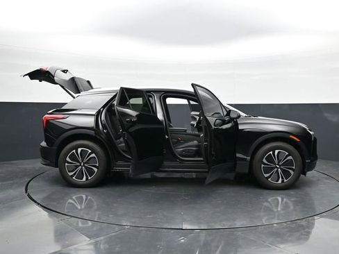 Used 2025 Chevrolet Blazer EV LT FWD image 44