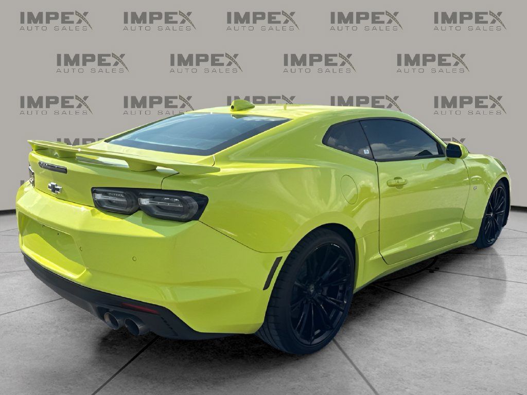 Used 2021 Chevrolet Camaro SS RWD image 5