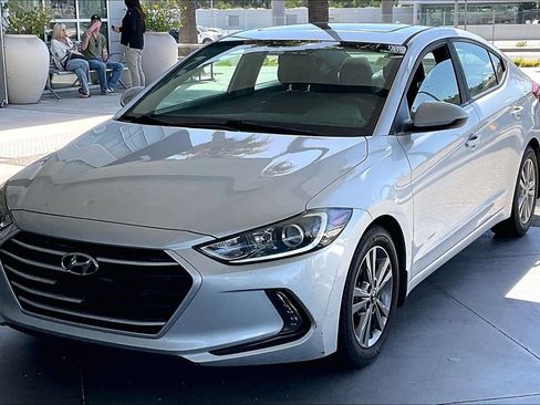 Used 2018 Hyundai Elantra Value Edition FWD image 1