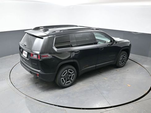 New 2026 Jeep Cherokee Limited image 29