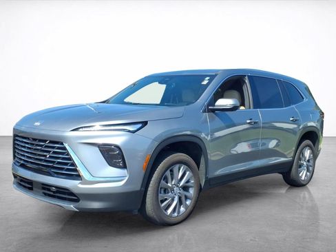 Certified 2025 Buick Enclave Preferred w/ Power Package FWD image 1