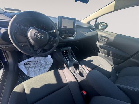 Used 2023 Toyota Corolla LE image 10