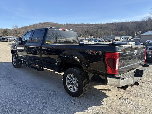 Used 2021 Ford F250 XLT image 3