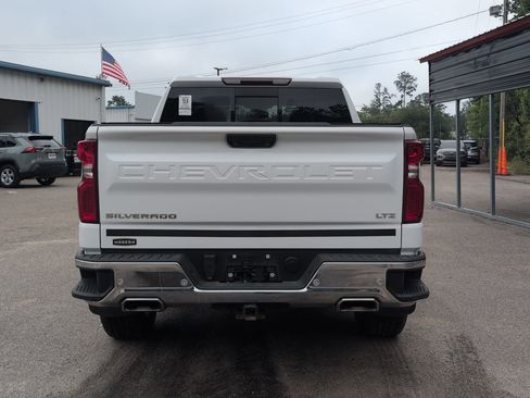 Used 2024 Chevrolet Silverado 1500 LTZ AWD/4WD image 5