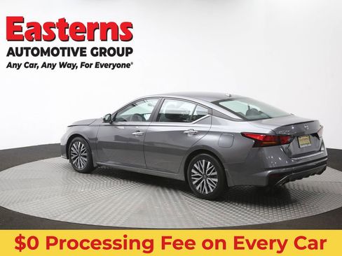 Used 2023 Nissan Altima 2.5 SV w/ SV Premium Package FWD image 63
