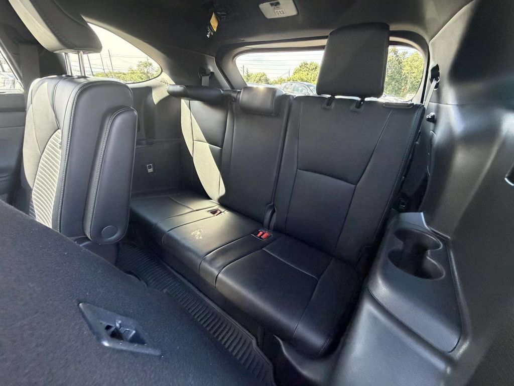 Used 2023 Toyota Highlander XSE AWD/4WD image 20
