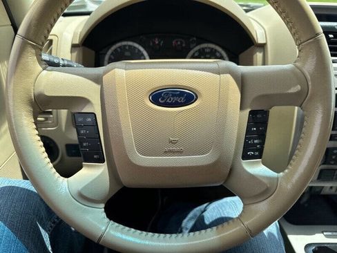 Used 2012 Ford Escape XLT image 19