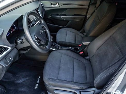 Used 2021 Hyundai Accent SEL image 8