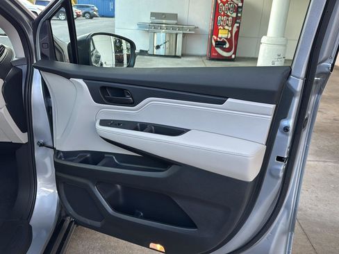 New 2026 Honda Odyssey EX-L image 12