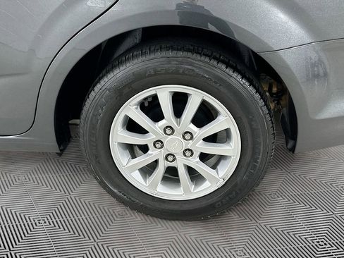 Used 2020 Chevrolet Sonic LT FWD image 26