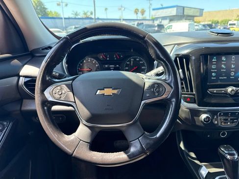 Used 2019 Chevrolet Traverse LT w/ LPO, Floor Liner Package FWD image 6