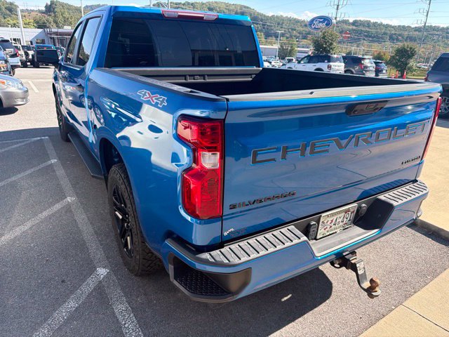Used 2022 Chevrolet Silverado 1500 Custom w/ LPO, Dark Essentials Package AWD/4WD image 14