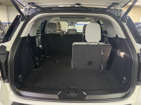 Certified 2025 Ford Explorer Active w/ Active Comfort Package AWD/4WD image 21