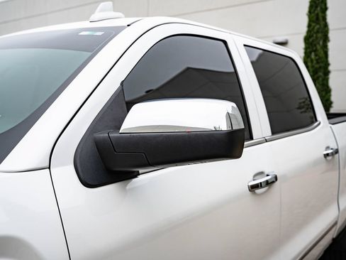 Used 2018 GMC Sierra 1500 Denali w/ Denali Ultimate Package AWD/4WD image 17