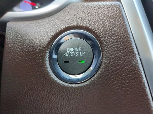 Used 2012 Cadillac SRX Performance image 31