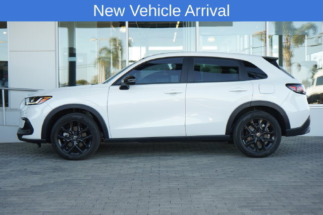 Used 2025 Honda HR-V Sport image 4