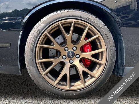 Used 2009 Dodge Challenger SRT8 w/ SRT Option Group II RWD image 9