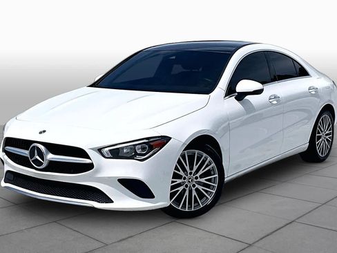 Used 2022 Mercedes-Benz CLA 250 image 1