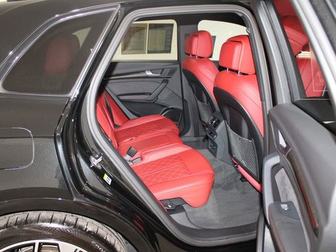 Used 2023 Audi SQ5 Premium Plus image 31