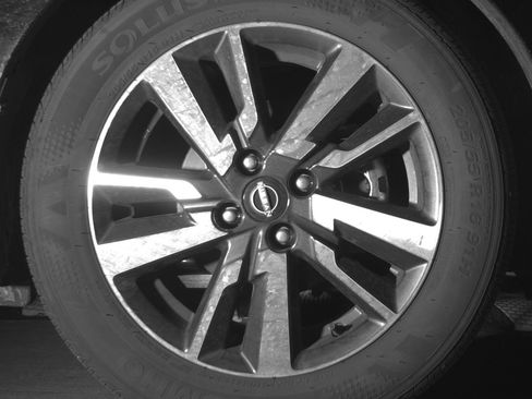 Used 2025 Nissan Versa SV FWD image 13